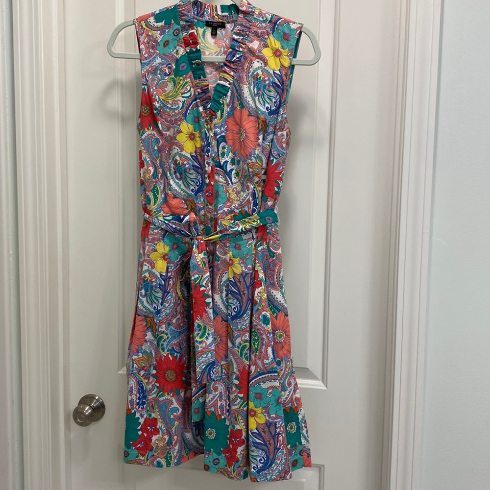Talbots 100% washable cotton sleeveless floral dress (with hidden pockets)